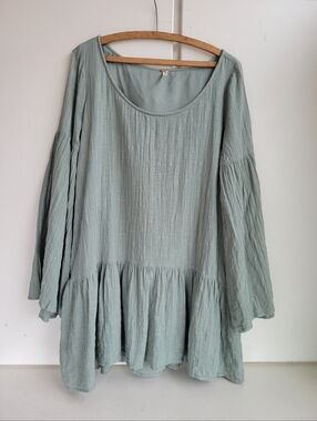 FREE PEOPLE L Large Green Peasant Tunic Blouse Bell Sleeve Lace Fairycore Boho
